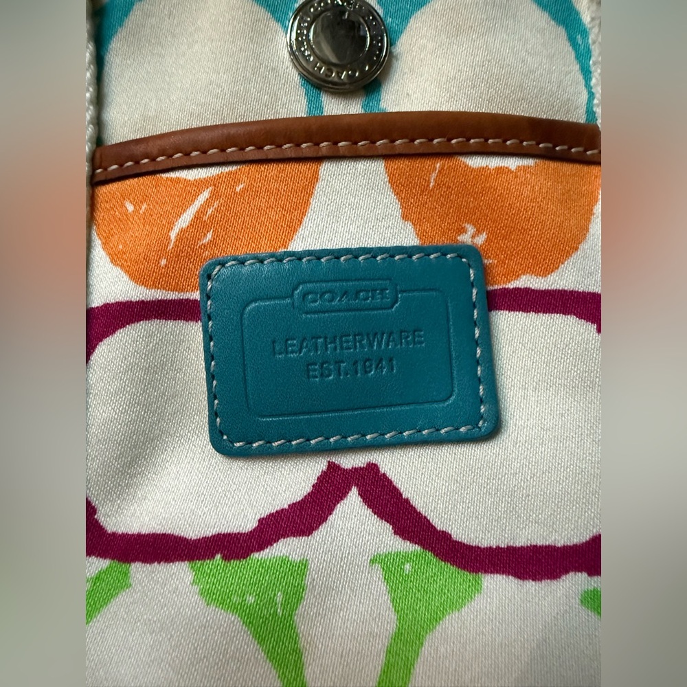 Y2K VINTAGE coach Multicolor Signature Tote SOLD‼️‼️ - Picture 13 of 16